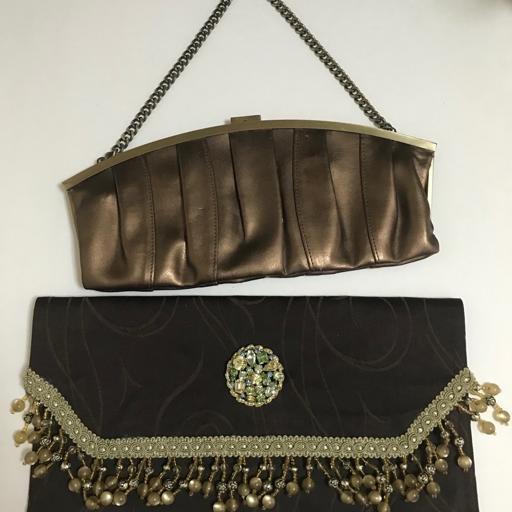 Two handbags . - Picture 6 of 6